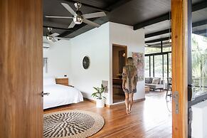 Casa Swell Boutique Hotel