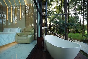 High Tree Resort Co.,Ltd.