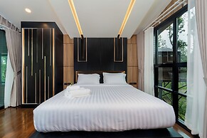 High Tree Resort Co.,Ltd.