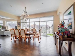 Sleeps6-apartment-parking-balcony-patio