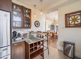 Sleeps6-apartment-parking-balcony-patio