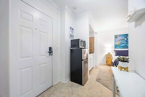 Ocean Hibiscus Retreat For 8