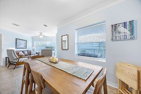 Ocean Hibiscus Retreat For 8