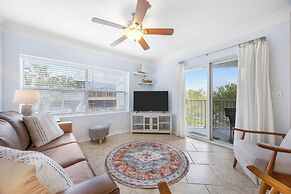 Ocean Hibiscus Retreat For 8