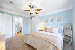 Ocean Hibiscus Retreat For 8