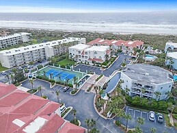 Ocean Hibiscus Retreat For 8