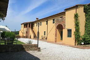 Nice Apartment in Guasticce With Pool