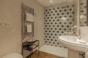 Loppia Secret Garden by Wonderful Italy