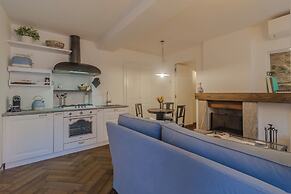 Loppia Secret Garden by Wonderful Italy