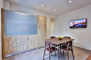 Apho Apartment-Hotel