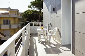 Apho Apartment-Hotel