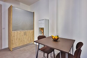 Apho Apartment-Hotel