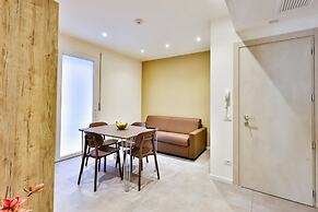 Apho Apartment-Hotel