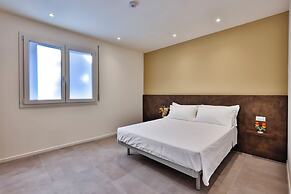 Apho Apartment-Hotel