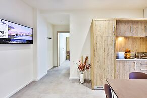 Apho Apartment-Hotel