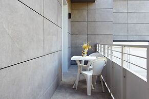 Apho Apartment-Hotel