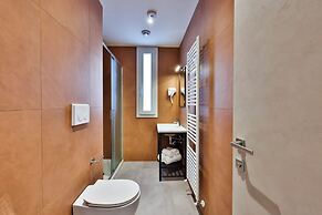 Apho Apartment-Hotel