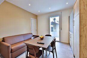 Apho Apartment-Hotel