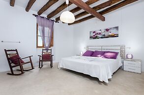 Villa in Maria de la Salut