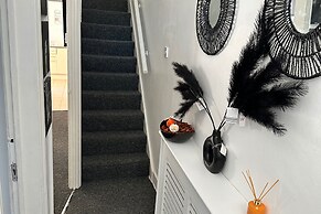 London Dream House - 3 Bedrooms