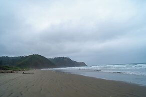 Las Golondrinas Ayampe