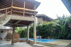 Las Golondrinas Ayampe