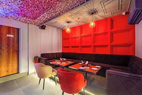 Treebo Premium The Mustard Inn, Lawrence Road