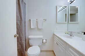 Apt Near Airport in Crystal City