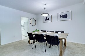 Apt Near Airport in Crystal City