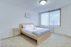 Apt Near Airport in Crystal City