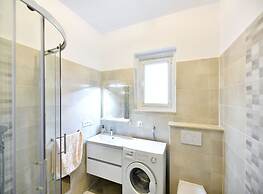 Pretty Apartment Near Golf Course