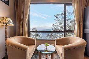 Medalio Boutique Gangtok with Mountain View