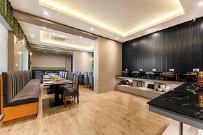 Medalio Boutique Gangtok with Mountain View