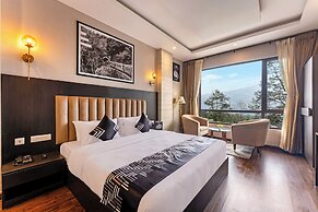Medalio Boutique Gangtok with Mountain View
