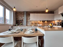 Bright & Stylish in Nature