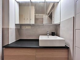 Bright & Stylish in Nature