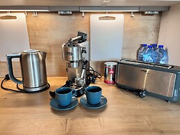 Bright & Stylish in Nature