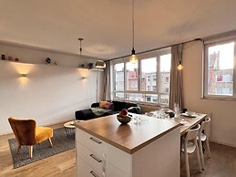 Bright & Stylish in Nature