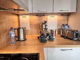 Bright & Stylish in Nature