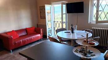 Cosy Apartment in Iseo With Pool