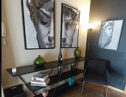 Flat With Swimming Pool and air Conditioning