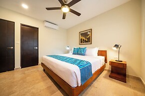 Modern PH with 2 Br & Pool at Arena 509