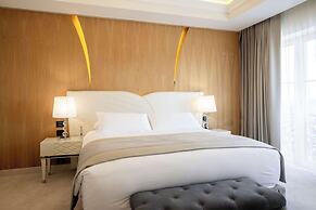 Tresor Le Palais Timisoara, Curio Collection By Hilton