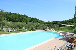 Apartment With Shared Pool in Guasticce