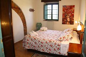 Apartment With Shared Pool in Guasticce