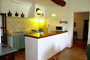 Apartment With Shared Pool in Guasticce