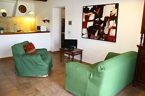 Apartment With Shared Pool in Guasticce