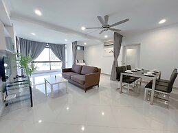 Fahrenheit Suites by Manhattan Group