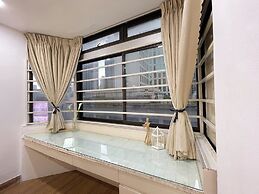 Fahrenheit Suites by Manhattan Group