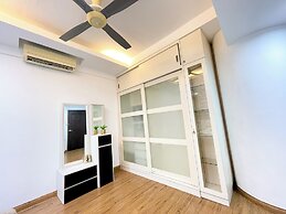 Fahrenheit Suites by Manhattan Group